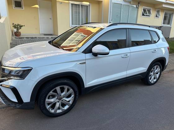 VOLKSWAGEN TAOS 1.4 250 TSI TOTAL FLEX COMFORTLINE AUTOMÁTICO